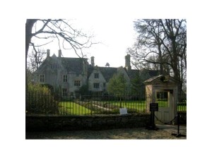 Avebury Manor