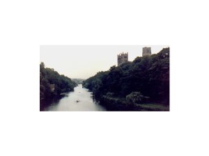 Nere vid flodpromenaden. Ett av mina första foton från längesedan.