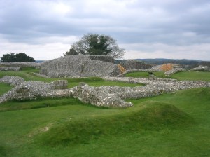 Ruinerna av kärnan uppe på toppen.