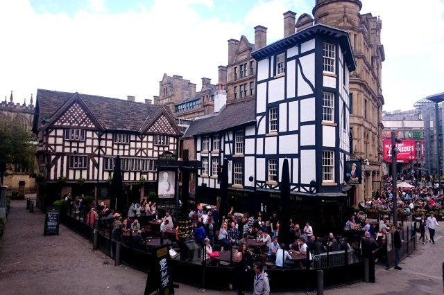 Manchester pubs